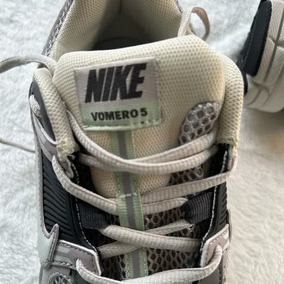 Nike Zoom Vomero 5 Cobblestone Tennis Shoes FB8825-001 Men’s 8.5 - Picture 5 of 10